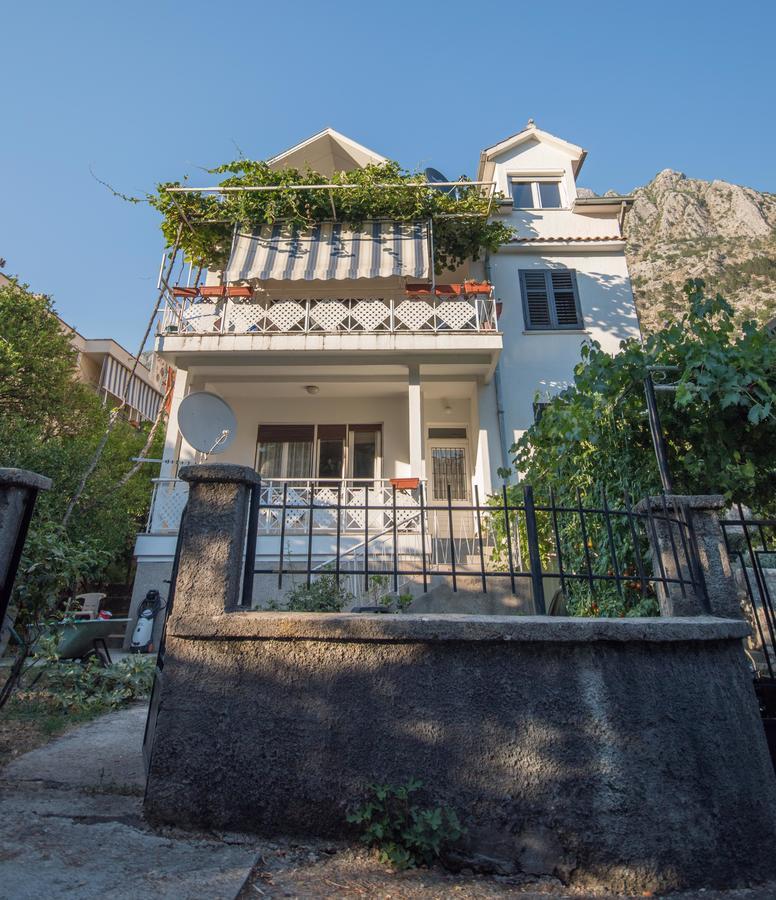 Apartment Kiwi Kotor Eksteriør bilde